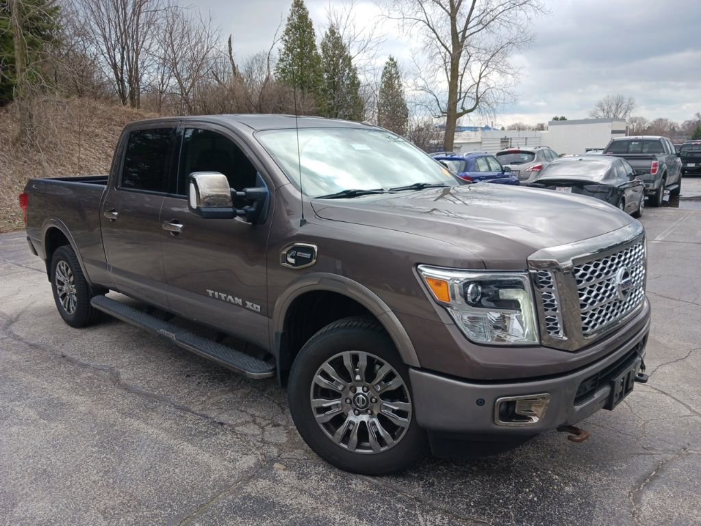 Used 2017 Nissan Titan Platinum Reserve image 1