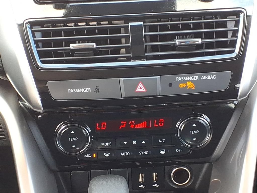 Used 2025 Mitsubishi Eclipse Cross SE AWD/4WD image 22