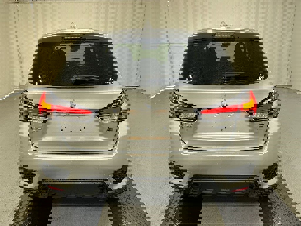 New 2025 Mitsubishi Outlander Sport LE image 8