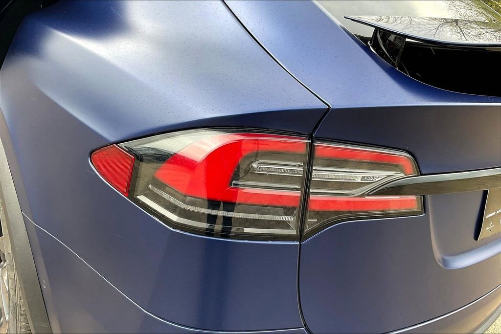 Used 2022 Tesla Model X Plaid image 22