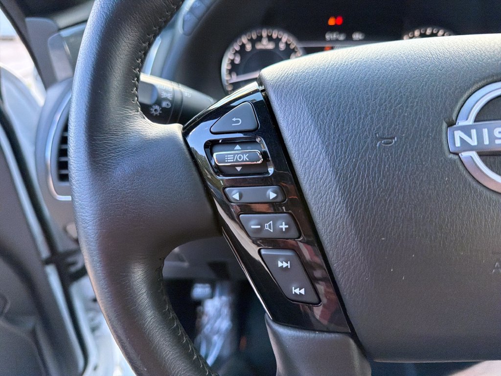 Used 2024 Nissan Armada SL w/ Midnight Edition Package RWD image 22