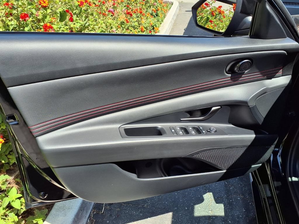 Certified 2025 Hyundai Elantra N Line FWD image 12