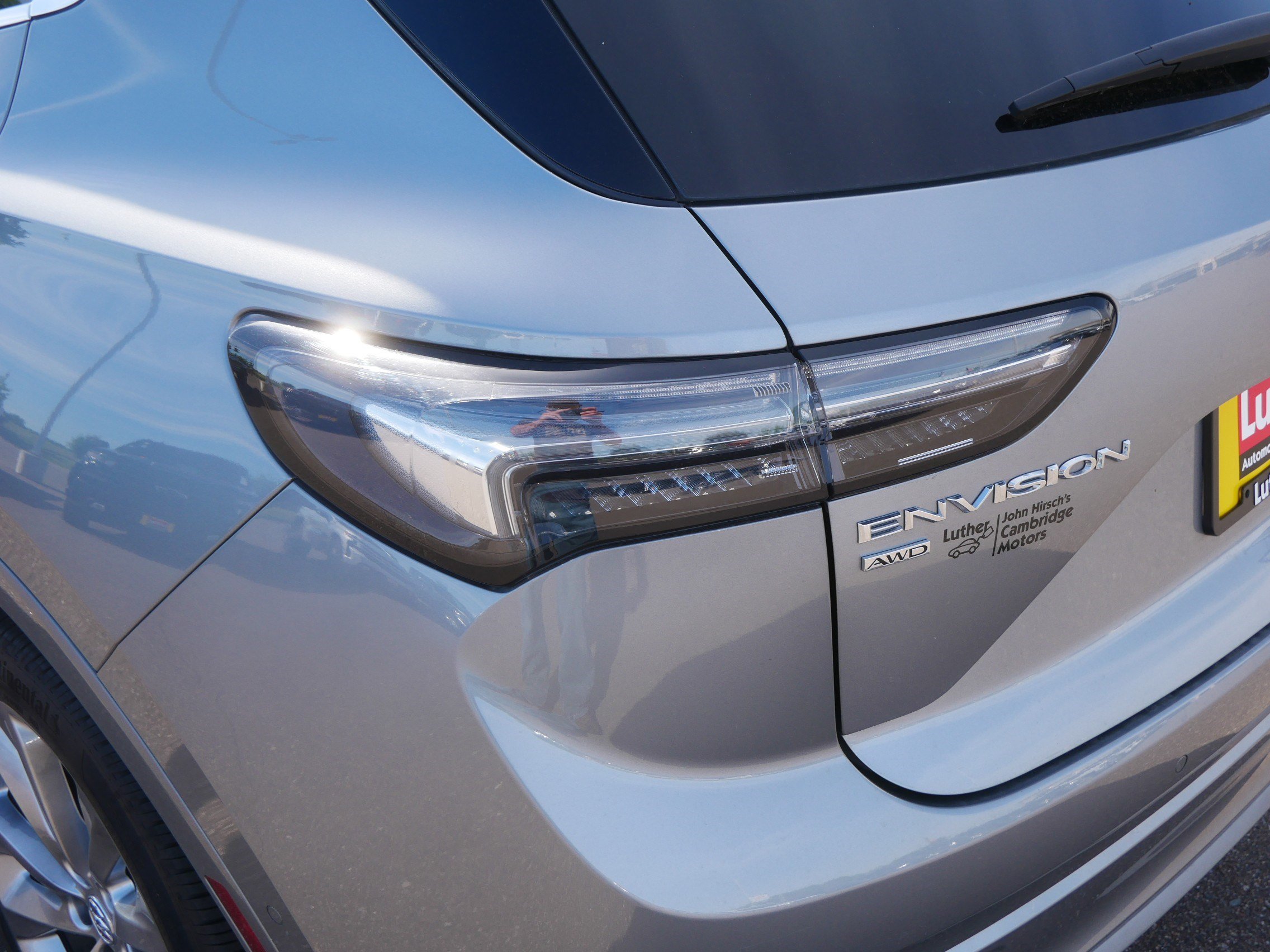 Used 2023 Buick Envision Avenir AWD/4WD image 17
