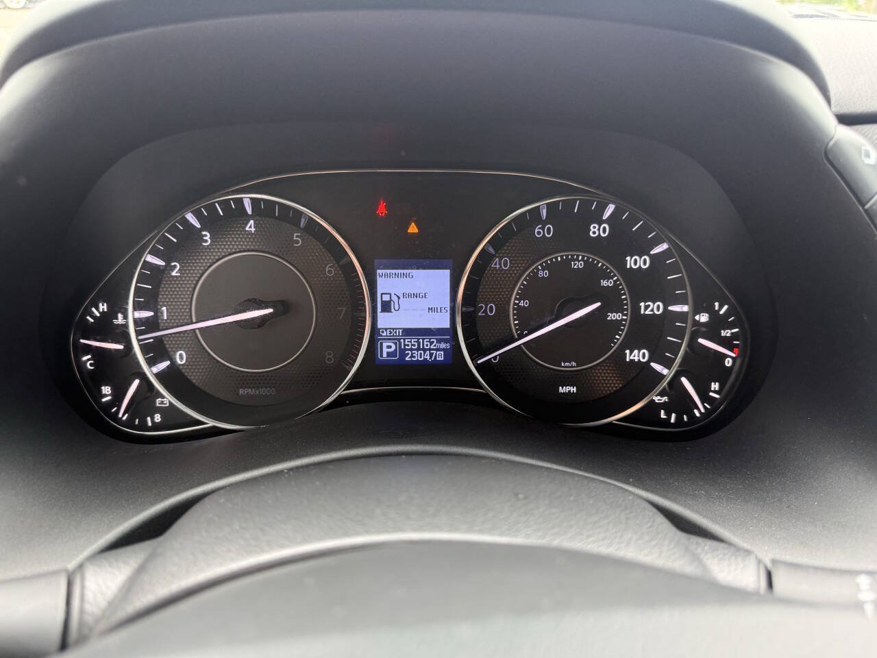 Used 2017 Nissan Armada Platinum w/ Interior Lighting Package AWD/4WD image 23
