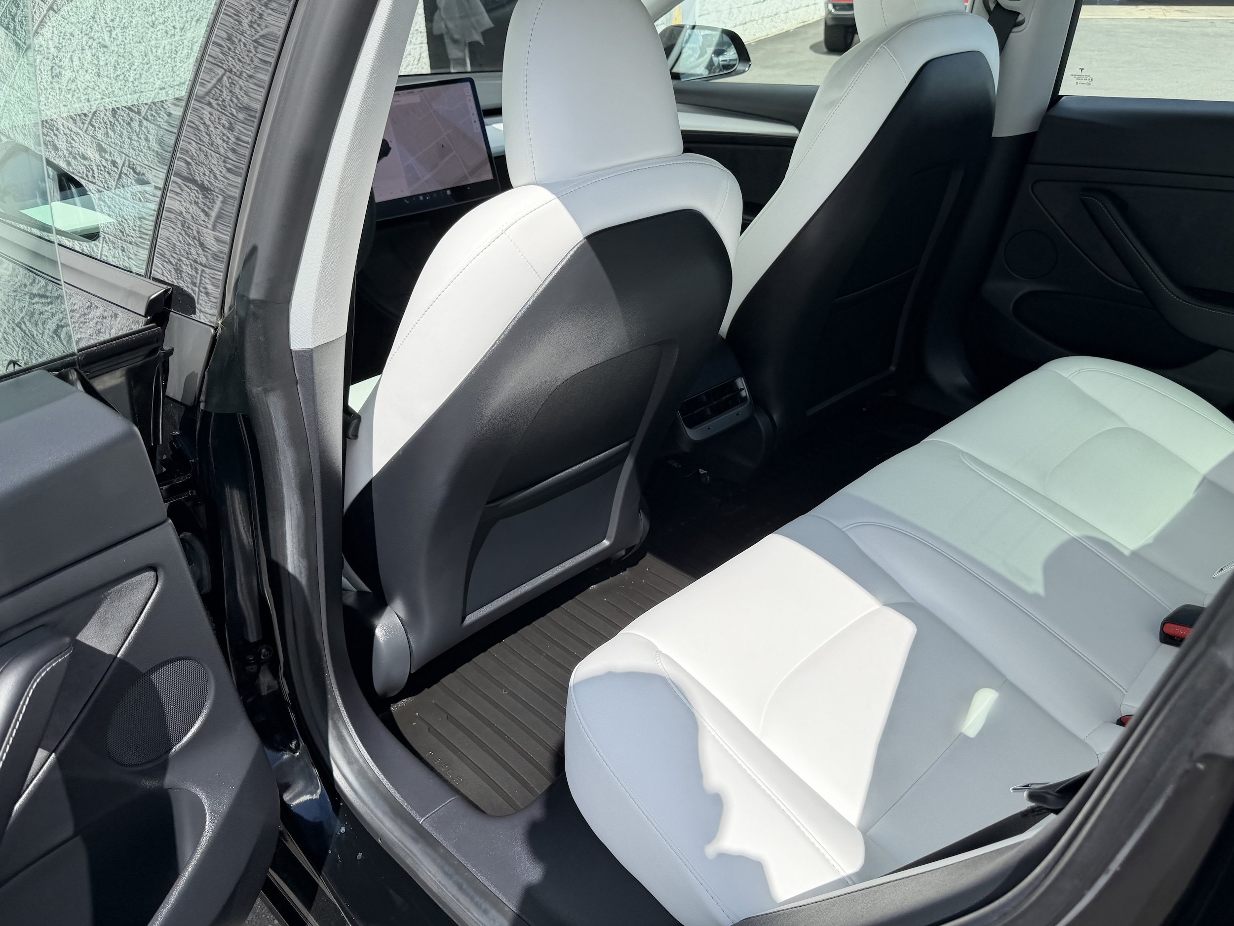 Used 2021 Tesla Model 3 Long Range AWD/4WD image 21