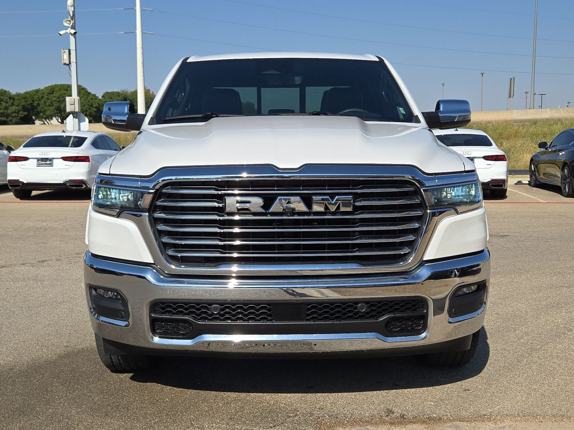 Used 2026 RAM 1500 Laramie AWD/4WD image 10
