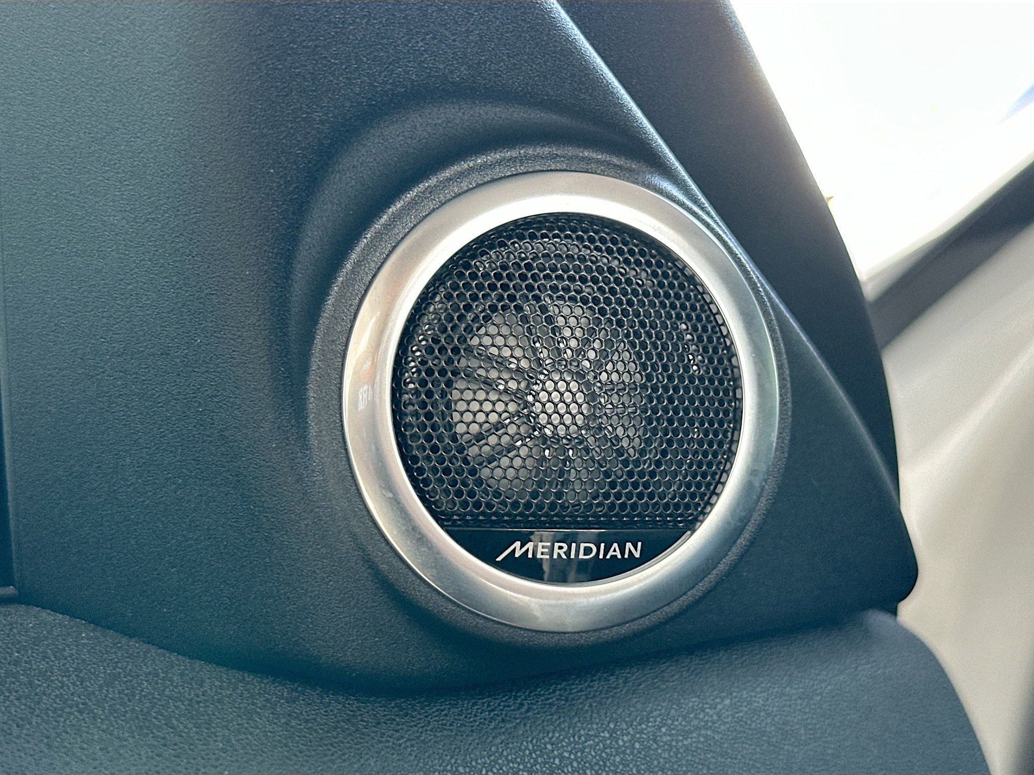 Used 2026 Land Rover Range Rover Evoque S image 18