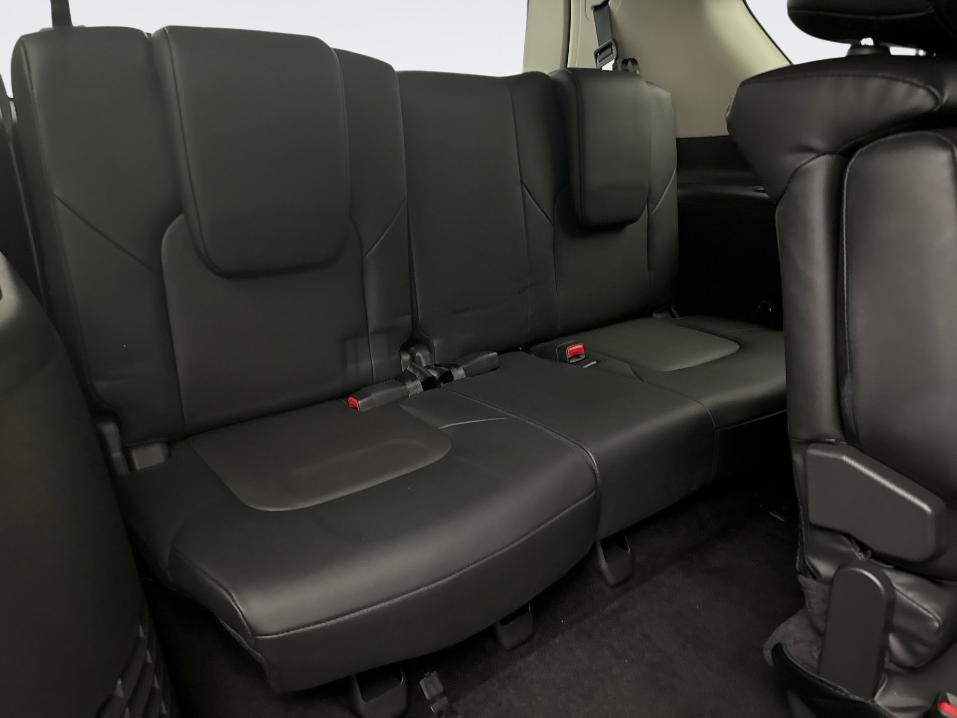 Used 2024 Nissan Armada SV w/ Cargo Package AWD/4WD image 19