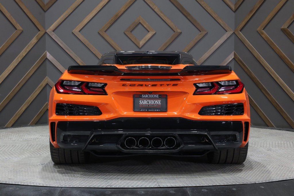 Used 2025 Chevrolet Corvette Z06 w/ Stealth Interior Trim Package image 3