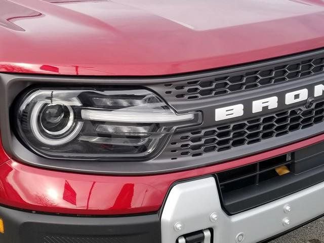 New 2025 Ford Bronco Sport Badlands image 12