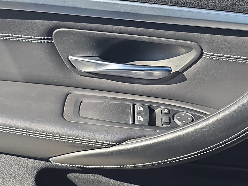 Used 2020 BMW M4 Coupe w/ Competition Package image 30