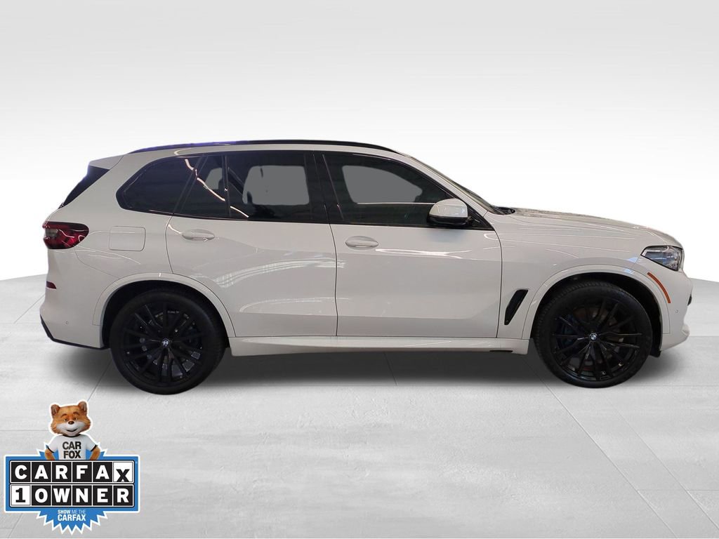 Used 2023 BMW X5 M50i w/ Executive Package image 3