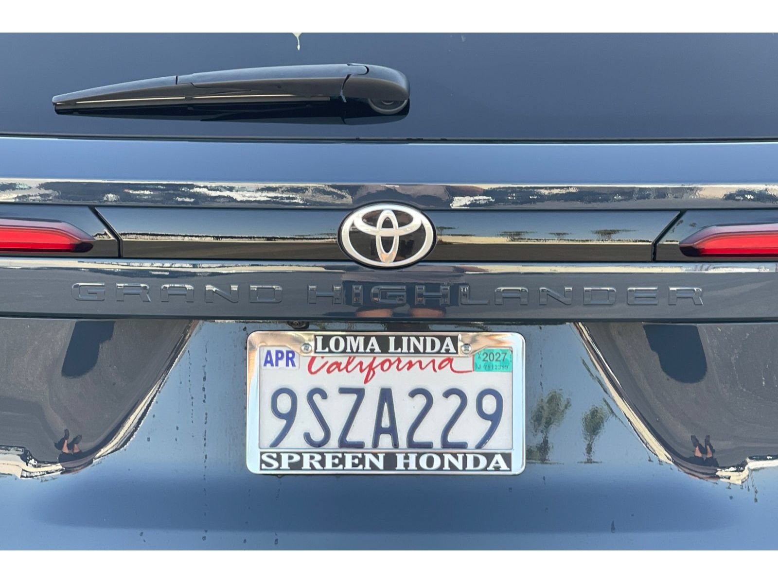 Used 2025 Toyota Grand Highlander FWD image 17