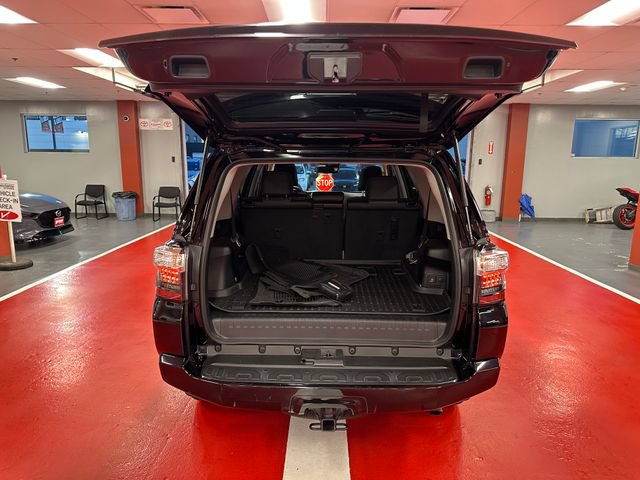 Used 2024 Toyota 4Runner SR5 Premium w/ Moonroof Package AWD/4WD image 26