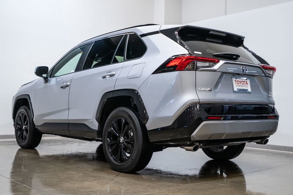 Certified 2024 Toyota RAV4 SE image 7