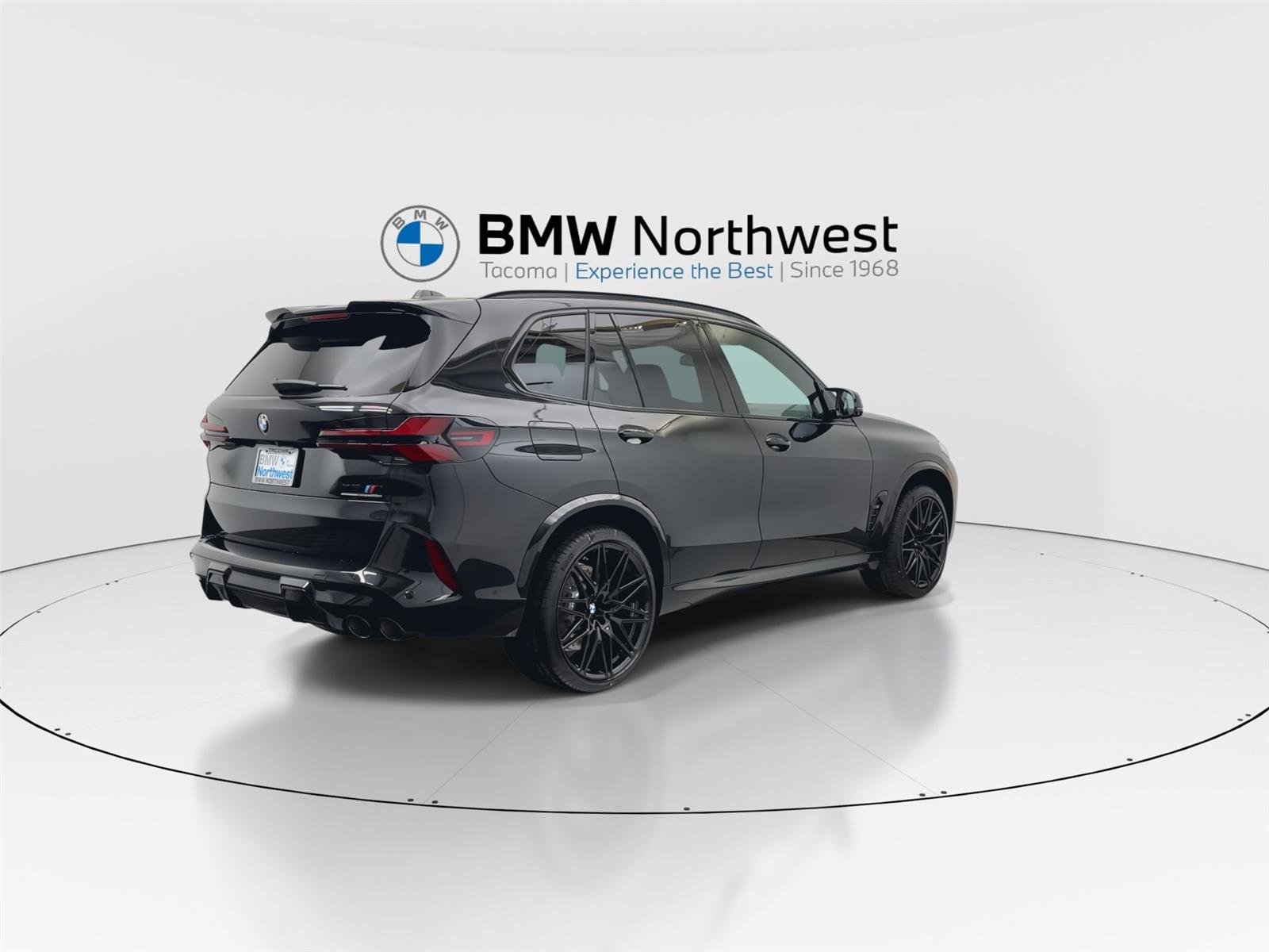 New 2026 BMW X5 M Competition w/ Executive Package image 3