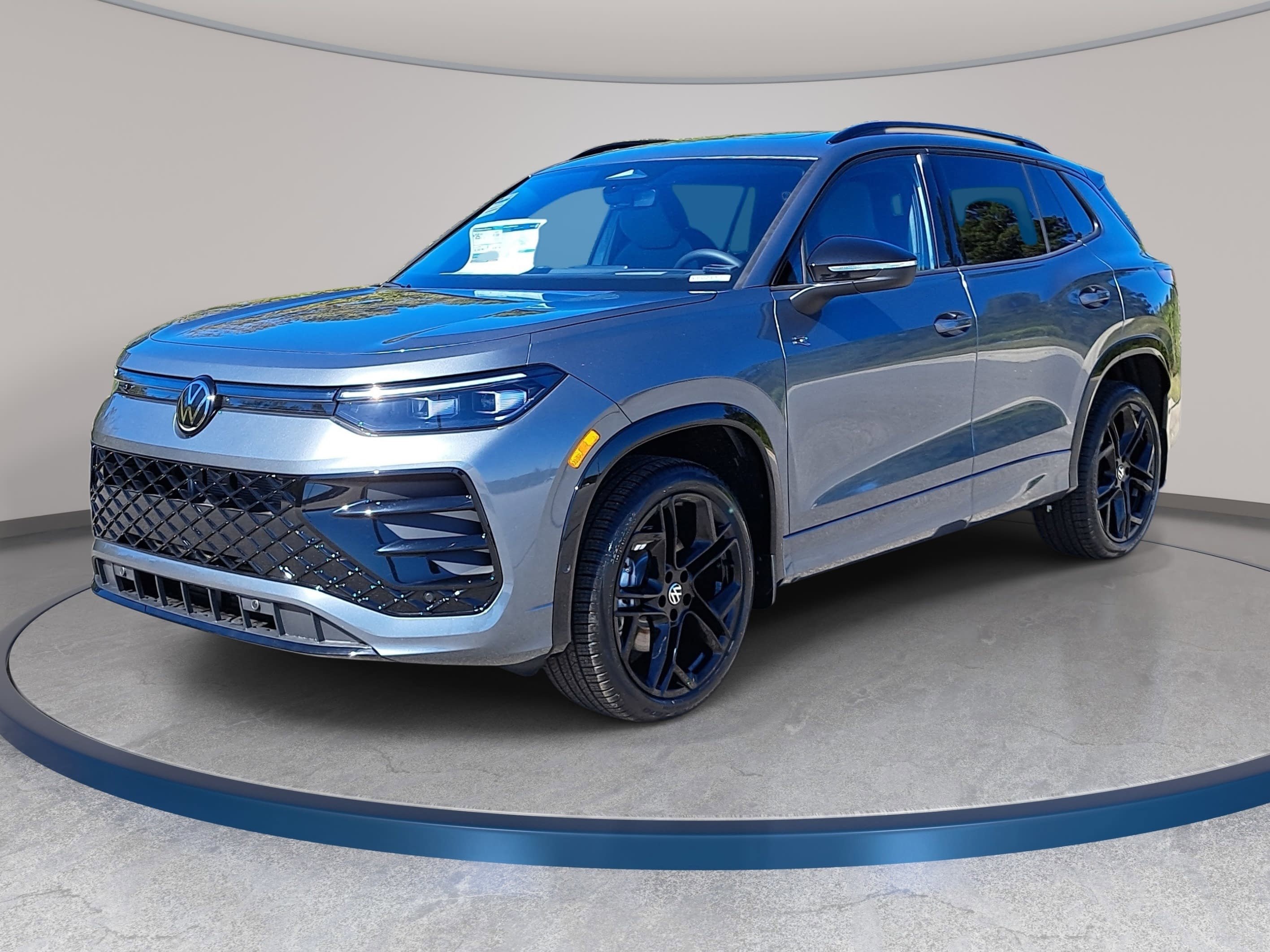 New 2026 Volkswagen Tiguan SE R-Line AWD/4WD video 1