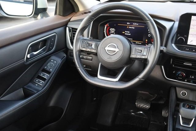 Certified 2023 Nissan Rogue Platinum w/ Platinum Premium Package AWD/4WD image 28
