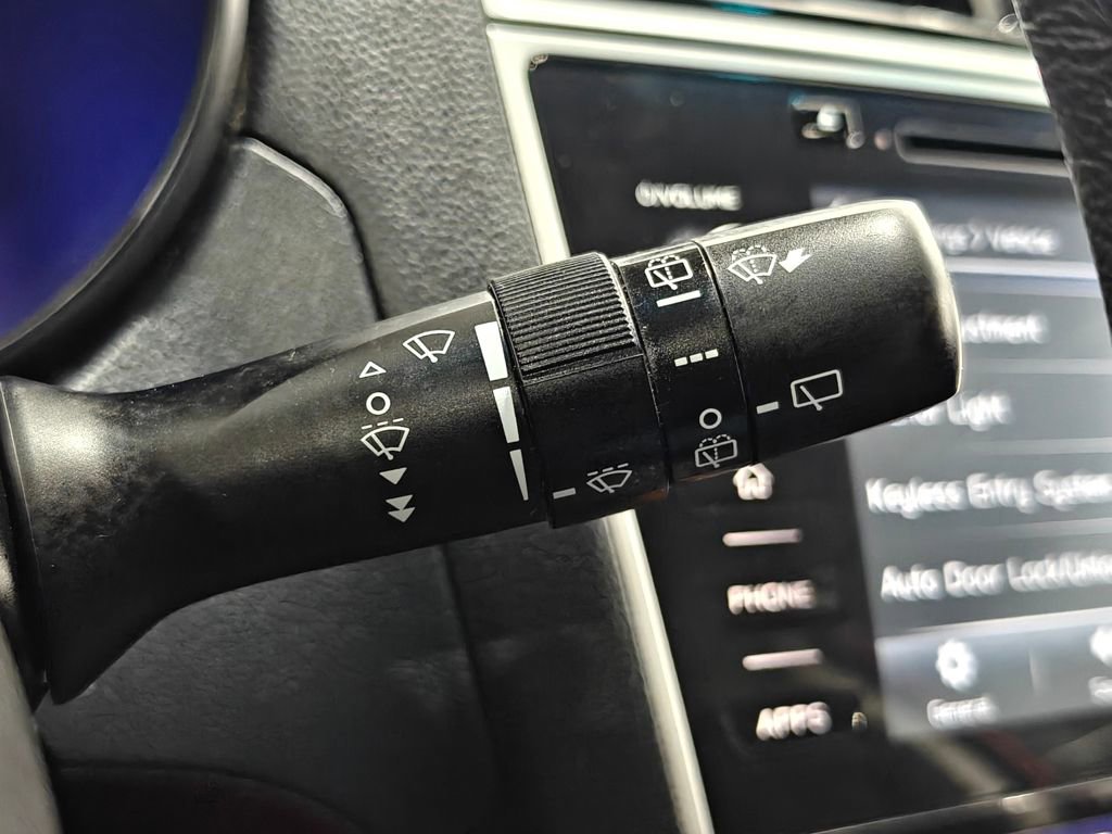 Used 2018 Subaru Outback 2.5i Premium AWD/4WD image 36