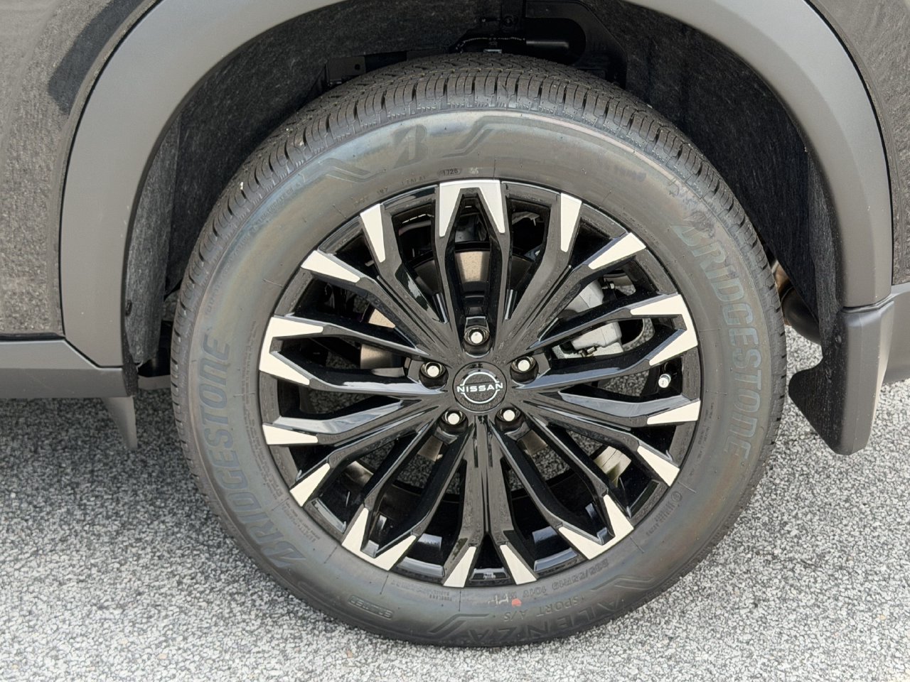 New 2026 Nissan Rogue Dark Armor FWD image 29