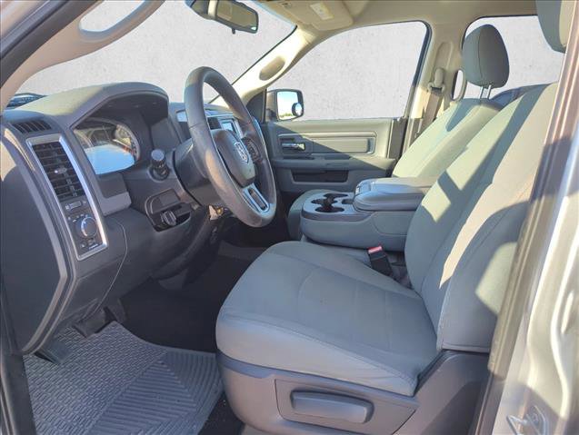 Used 2016 RAM 1500 Classic SLT RWD image 10