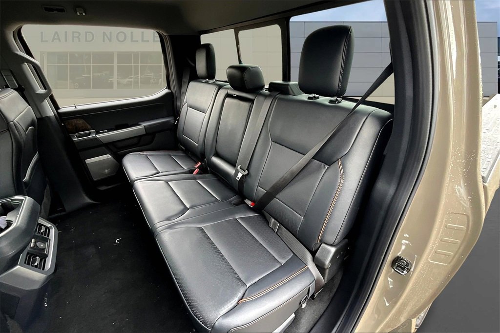 New 2026 Ford F250 Lariat w/ Chrome Package image 28