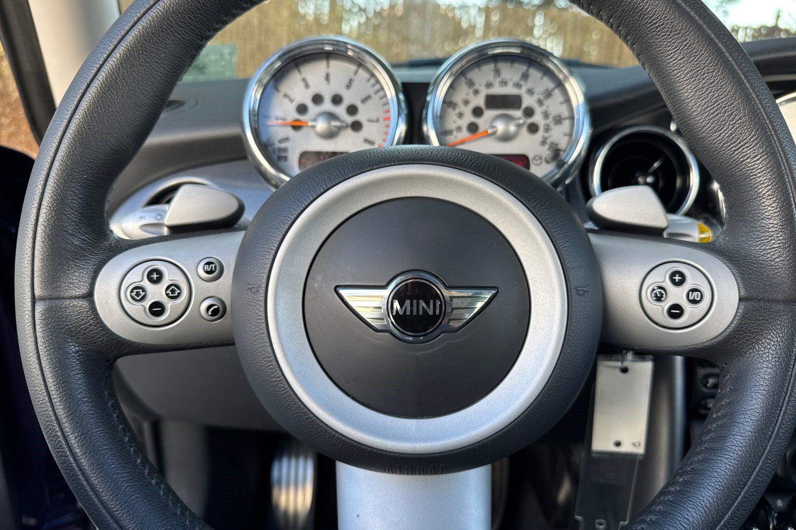 Used 2005 MINI Cooper S FWD image 10