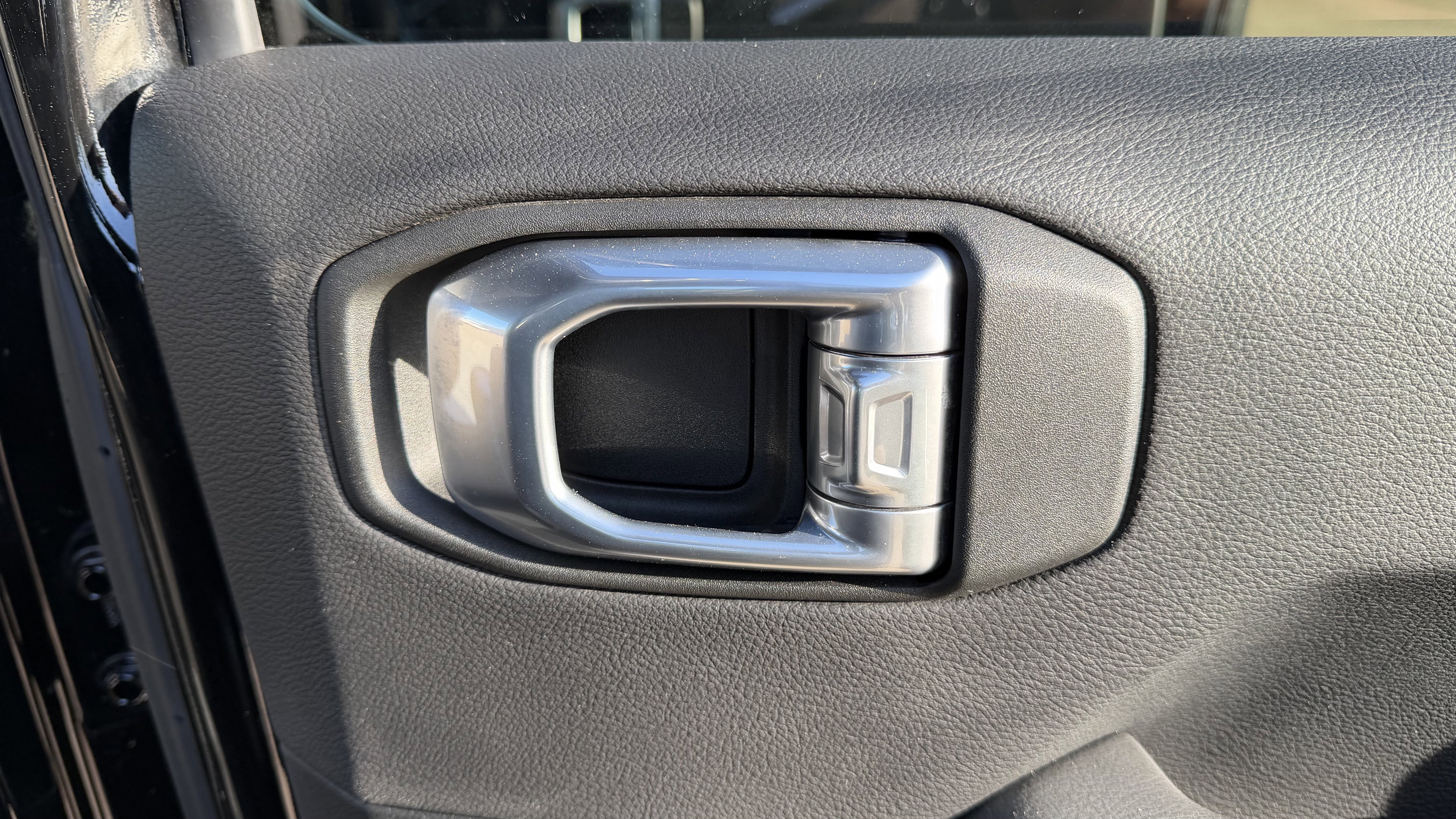 Used 2021 Jeep Wrangler Unlimited Rubicon image 36