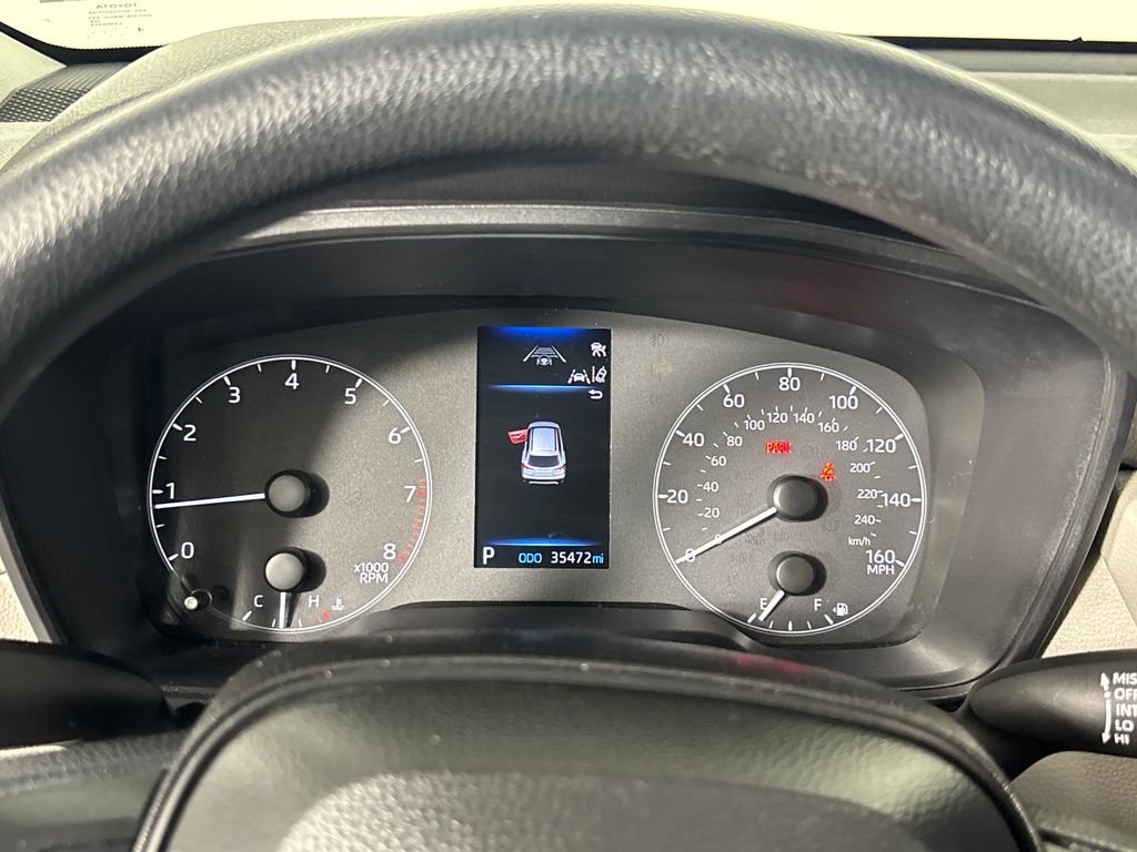 Certified 2024 Toyota Corolla Cross L image 10