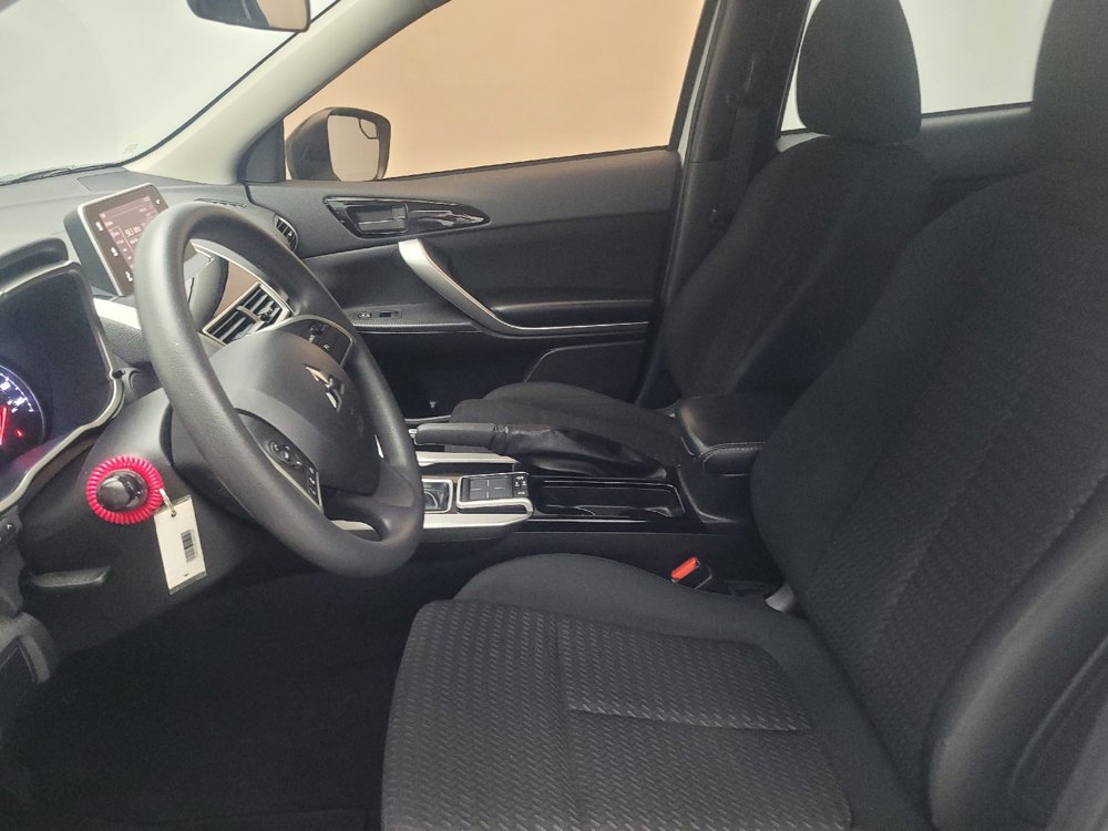 Used 2018 Mitsubishi Eclipse Cross LE AWD/4WD image 17