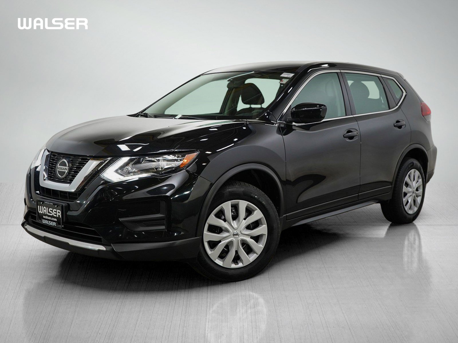 Used 2018 Nissan Rogue S image 1