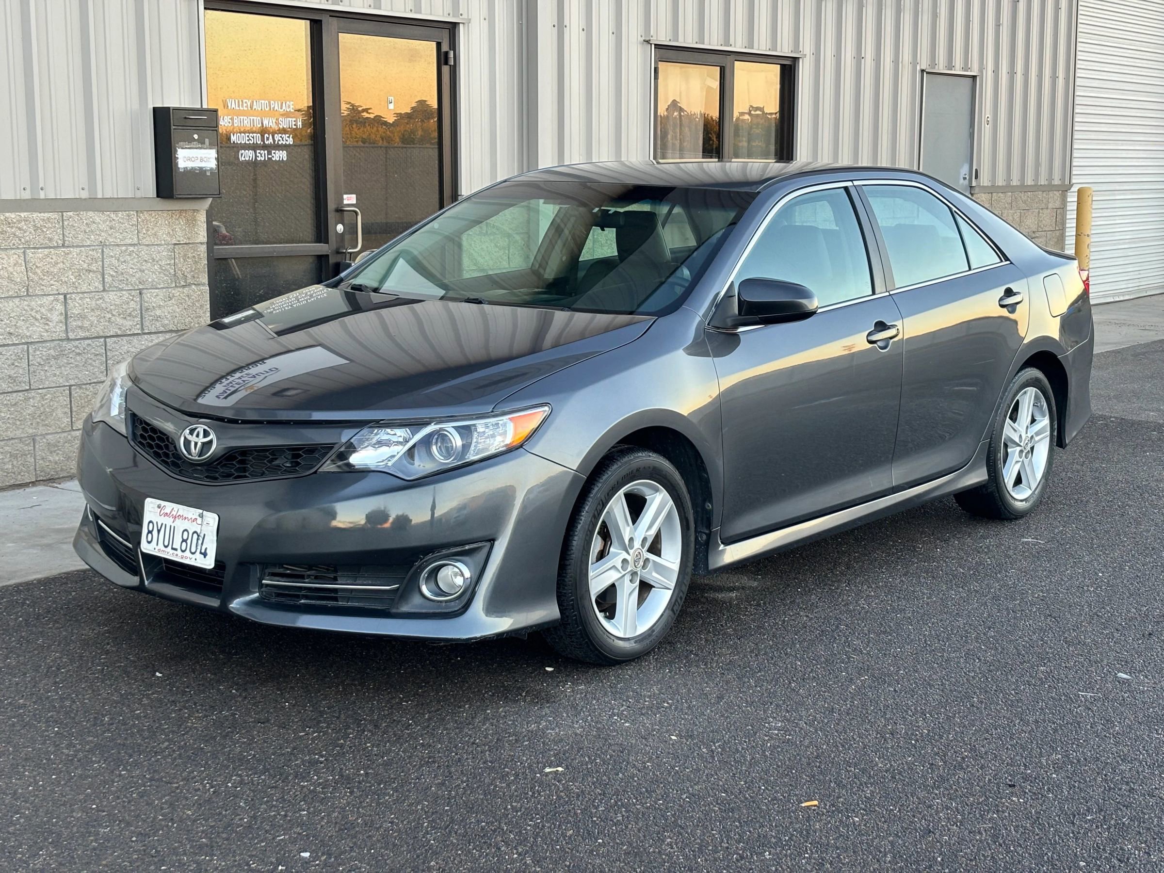 Used 2012 Toyota Camry SE image 7