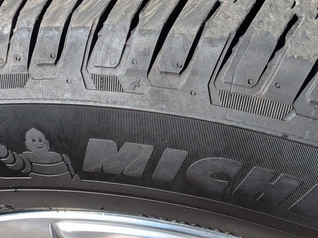 Used 2021 Chevrolet Silverado 1500 LTZ w/ Safety Package II image 10