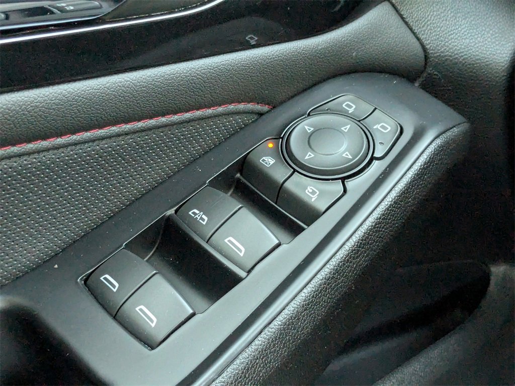 Certified 2023 Chevrolet Traverse RS image 20