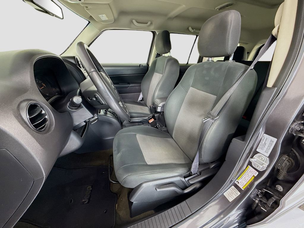 Used 2017 Jeep Patriot Latitude image 18