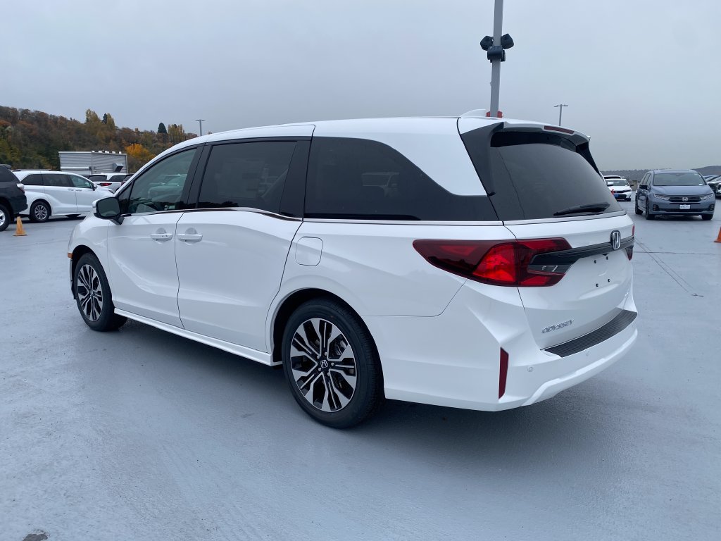 New 2026 Honda Odyssey Elite image 9