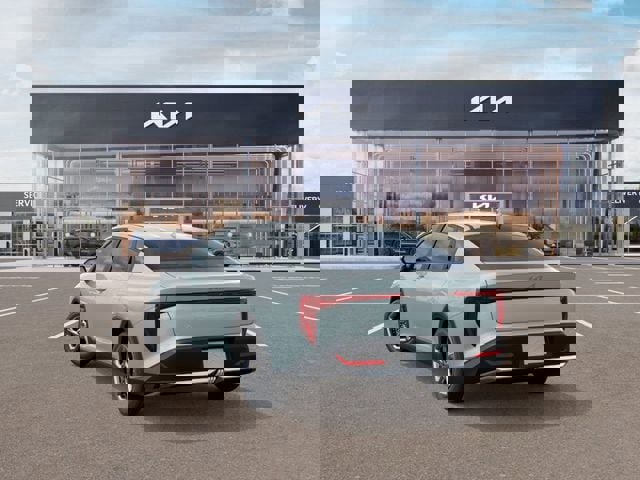 New 2026 Kia K4 LXS image 5