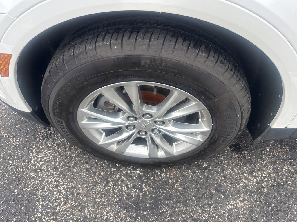 Used 2020 Cadillac XT5 Premium Luxury image 9