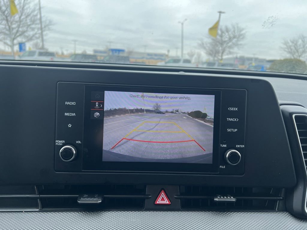 Used 2025 Kia Sportage LX image 19