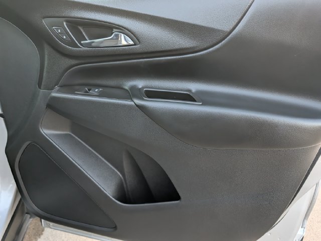 Used 2021 Chevrolet Equinox LT AWD/4WD image 35