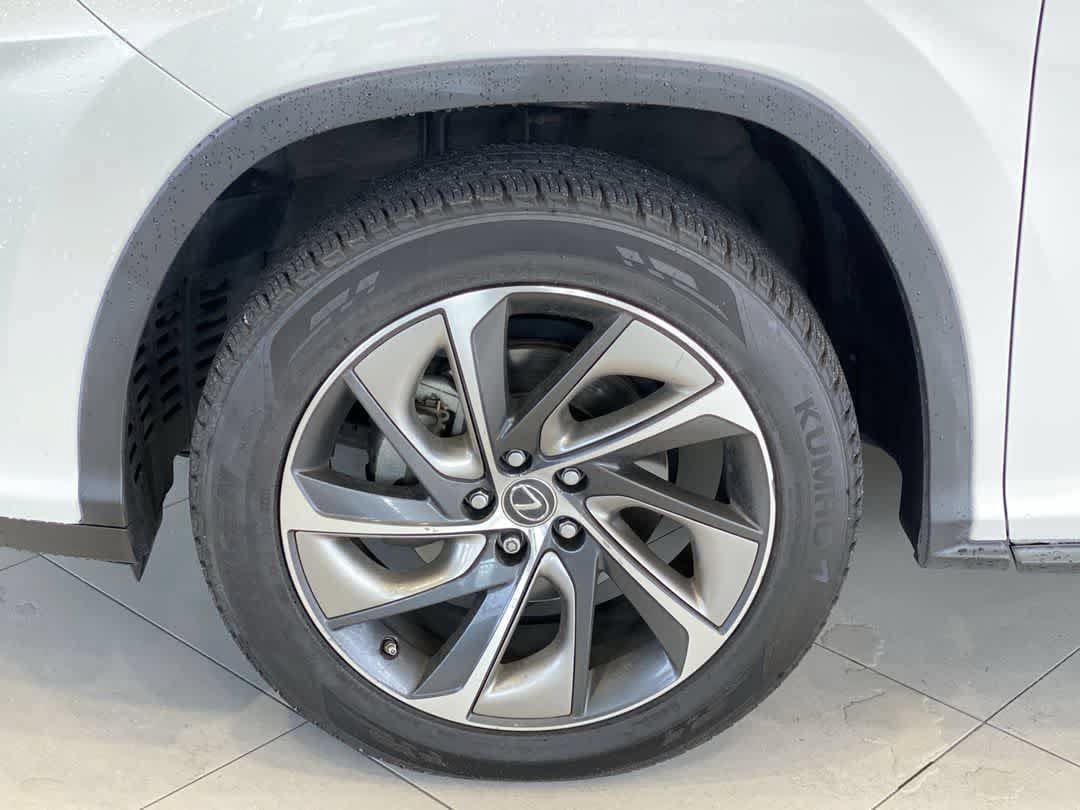 Used 2018 Lexus RX 350L Luxury w/ Accessory Package AWD/4WD image 12