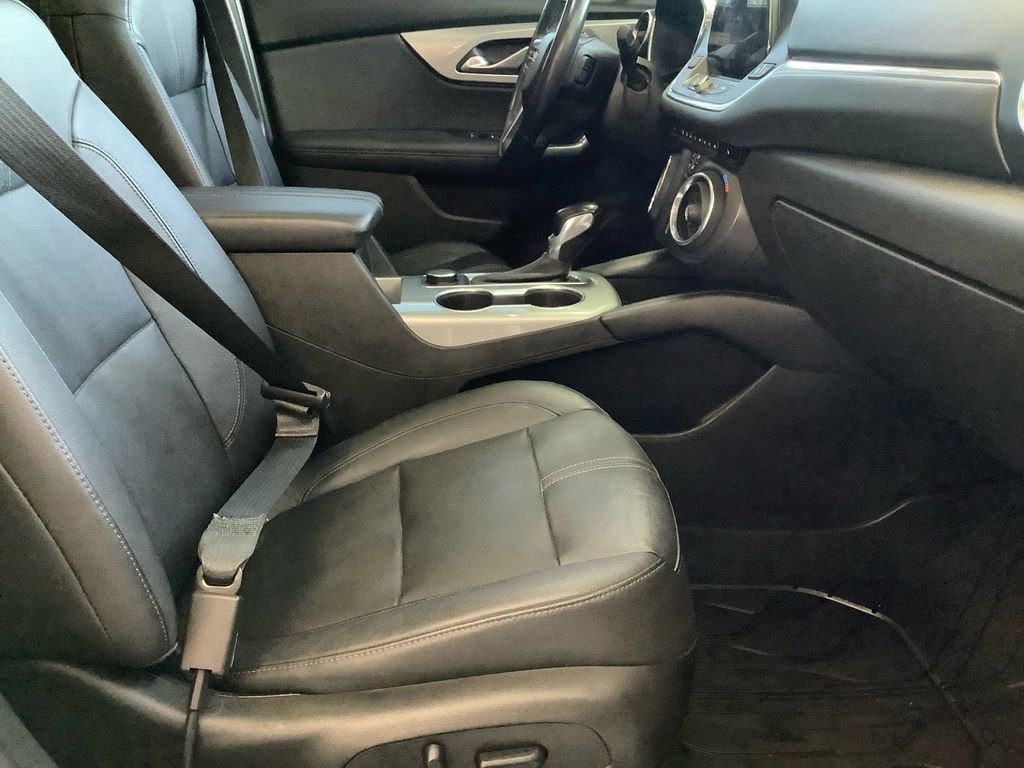 Used 2019 Chevrolet Blazer LT w/ Sun and Wheels Package image 13