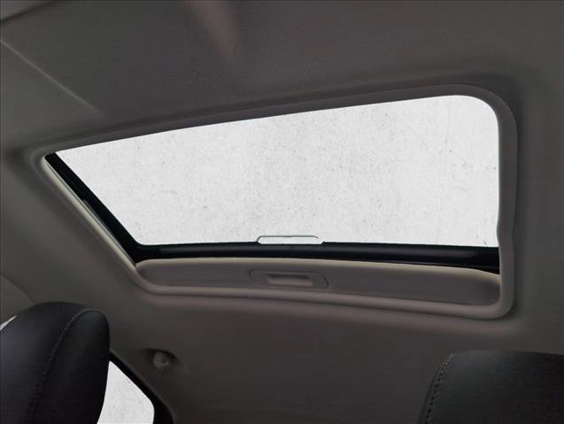 Used 2021 Ford EcoSport SE image 15