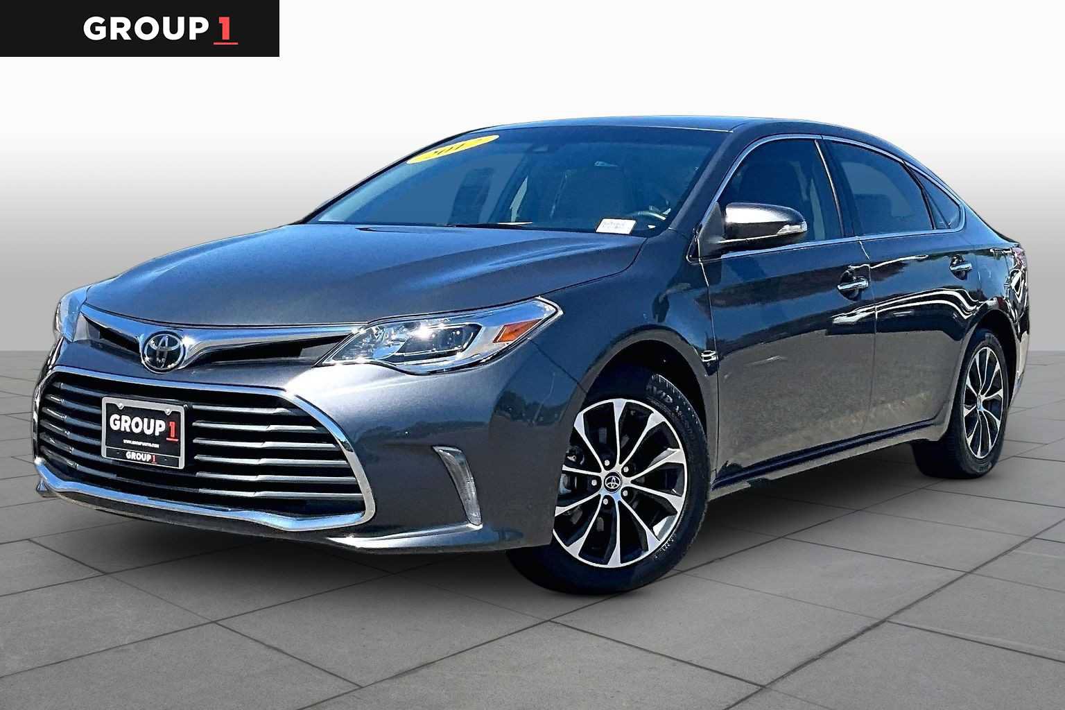 Used 2017 Toyota Avalon XLE w/ All Weather Liner Package FWD video 1