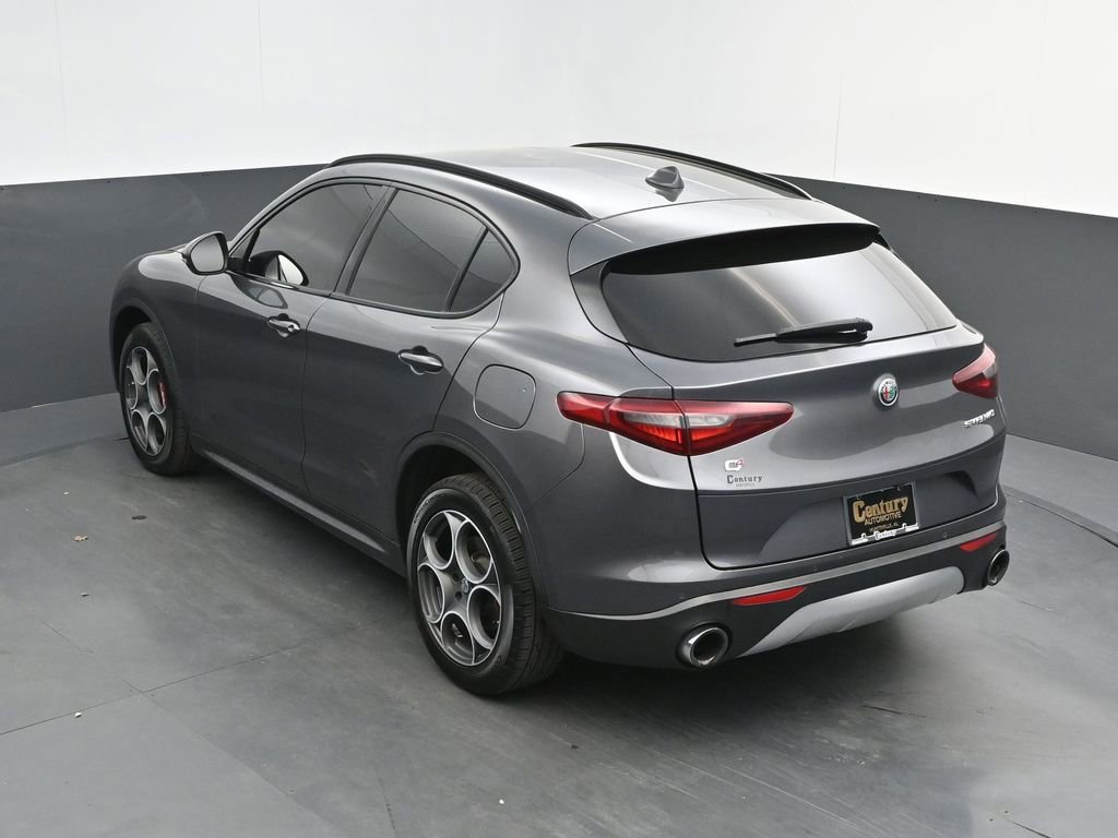 Used 2018 Alfa Romeo Stelvio Sport w/ Quick Order Package 22J Sport image 28