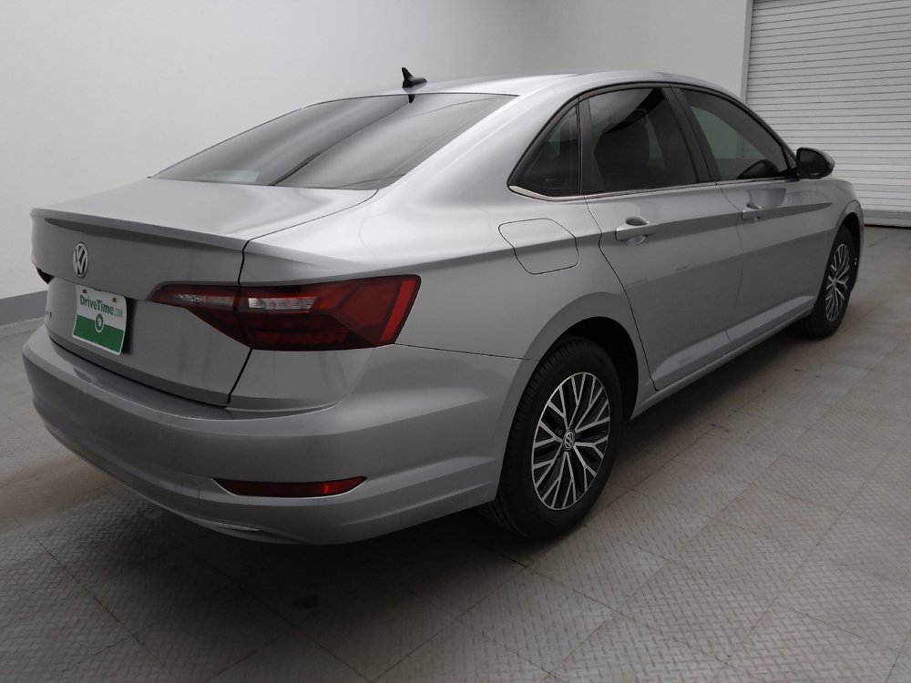 Used 2021 Volkswagen Jetta R-Line FWD image 9