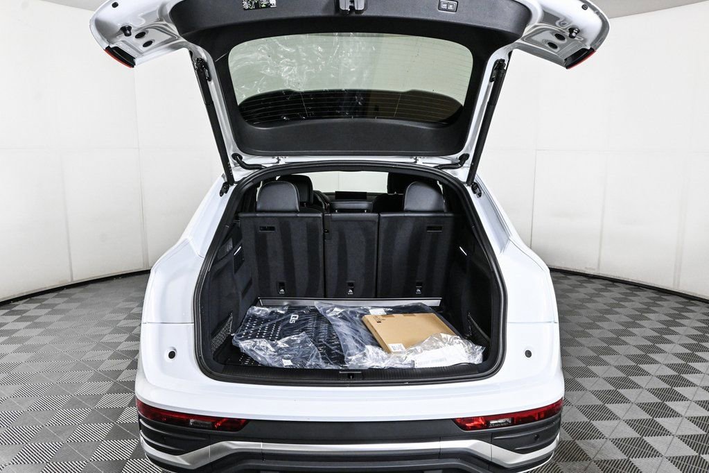 New 2025 Audi Q5 2.0T Premium Plus AWD/4WD image 32