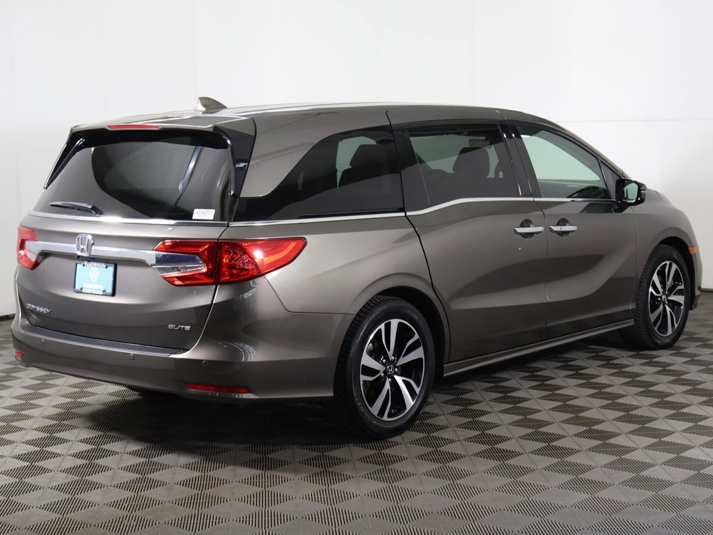 Used 2018 Honda Odyssey Elite image 16