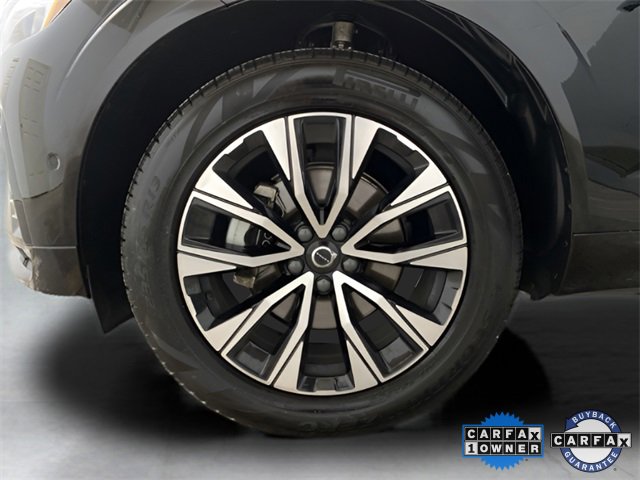 Used 2025 Volvo XC60 B5 Plus image 22