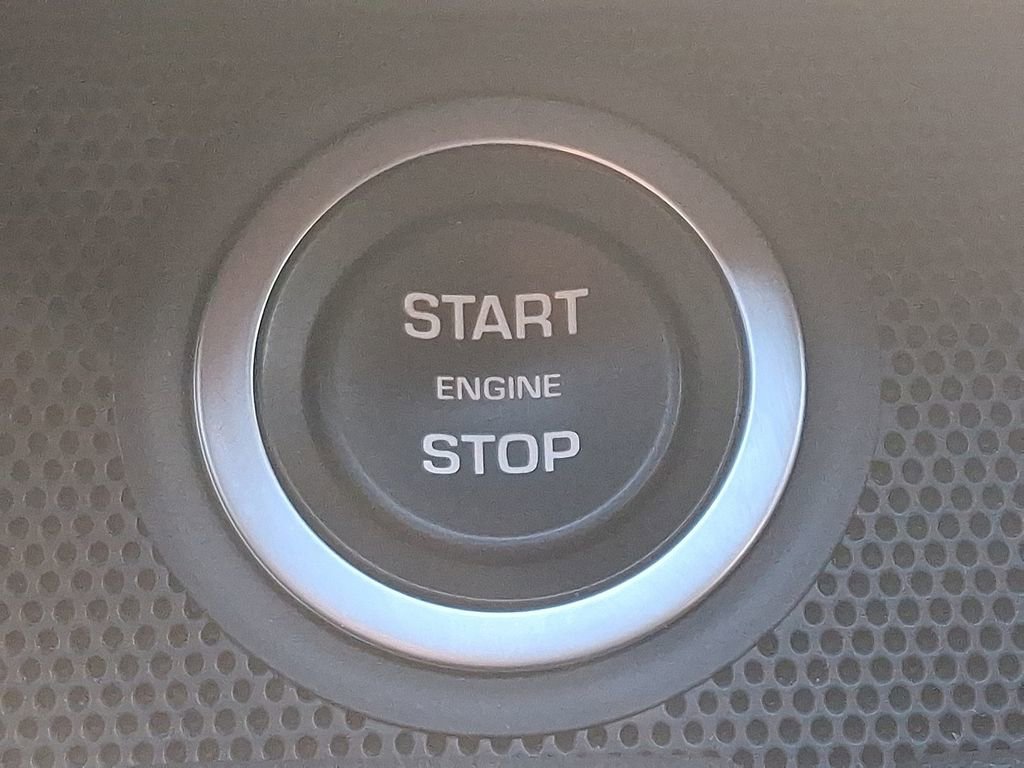 Used 2021 Land Rover Range Rover Sport HSE Silver Edition image 26